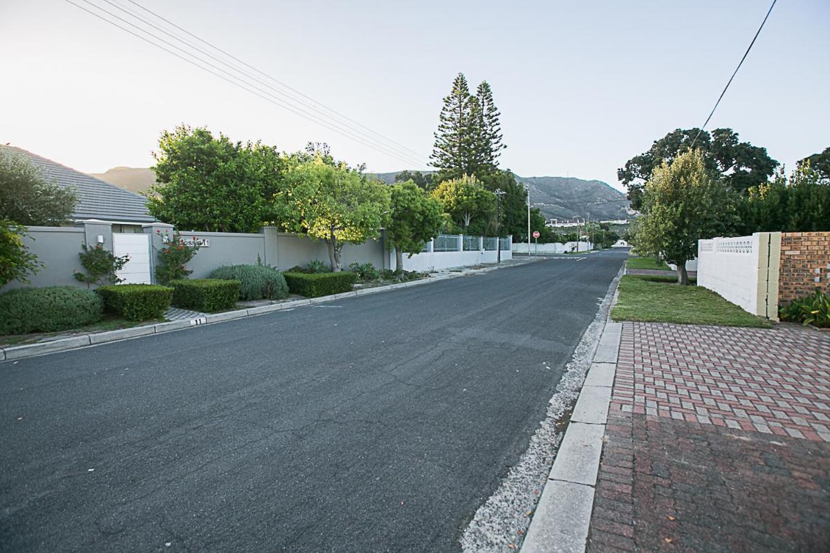 Delightful Db Story Loft With Airconditioning Apartment Hermanus Exterior photo